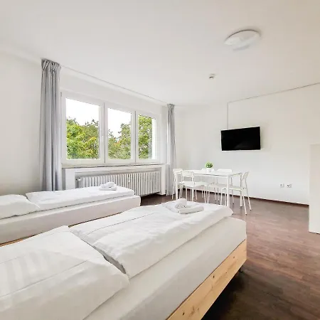 Raj Living - 1 Or 3 - 30 Min Messe Dus Apartment