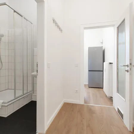 Raj Living - 1 Or 3 - 30 Min Messe Dus *