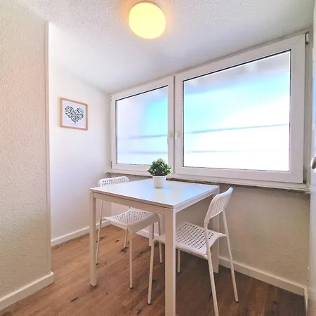 Apartment Raj Living - 1 Or 3 - 30 Min Messe Dus