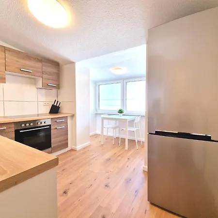 Apartman Tolstov - 1 Or 3 - 30 Min Messe Dus *