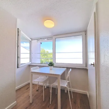 Apartman Tolstov - 1 Or 3 - 30 Min Messe Dus